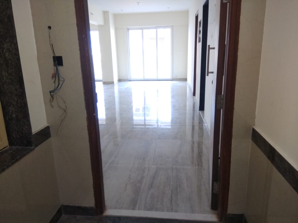 4 BHK Un Furnished in Hubtown Sunstone , Bandra East